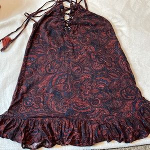 Cute little hippie style dress, size small, Burgundy